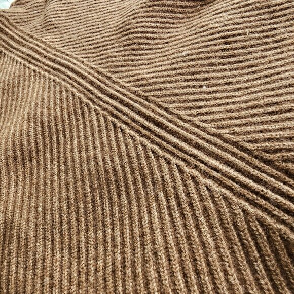 Aritzia Babaton Chalmers Sweater - 2019 - Heather Constant Camel - Sz XS - Picture 6 of 12